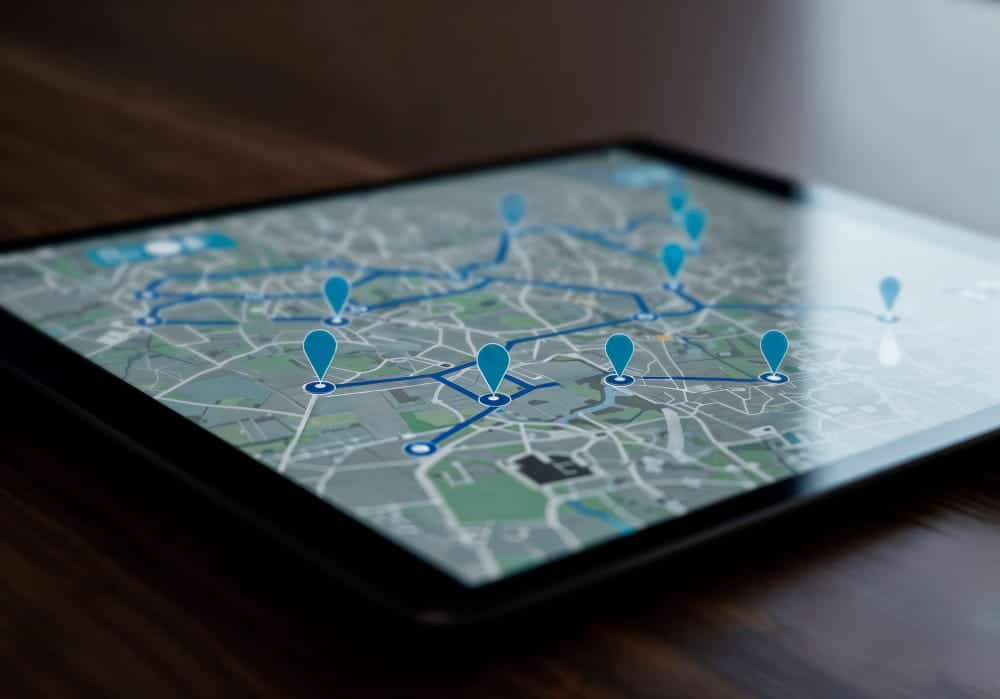 Optimisation des tournées d'interventions terrain avec itinéraire et points d'intervention sur une carte